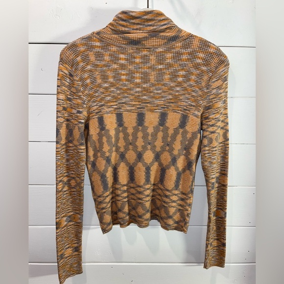 ❣️🧡URBAN OUTFITTERS - L - Geometric Turtleneck Top (NWOT) - Picture 6 of 8